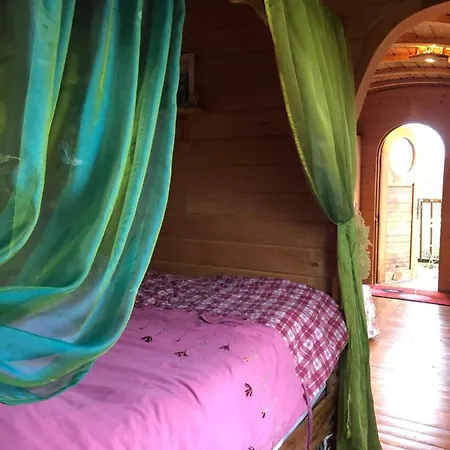 Duccio Hebergements Insolites Chalet Potelle