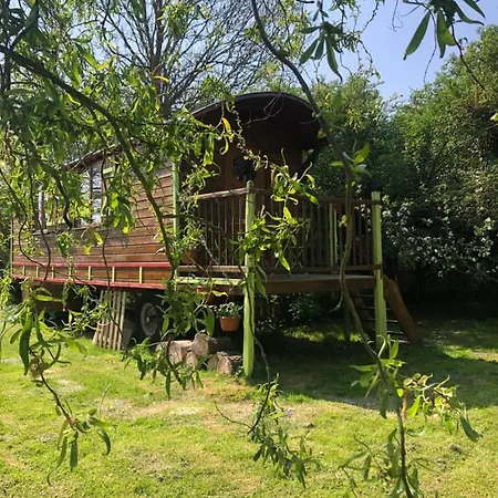 Duccio Hebergements Insolites Chalet *